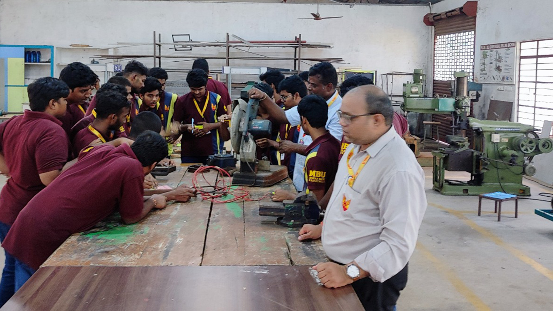 Design, Discuss, Refine: Peer Review of Reverse Engineering Models